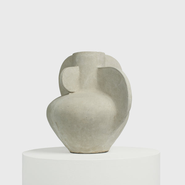 Wing Medium  – Sculptural Concrete Vessel