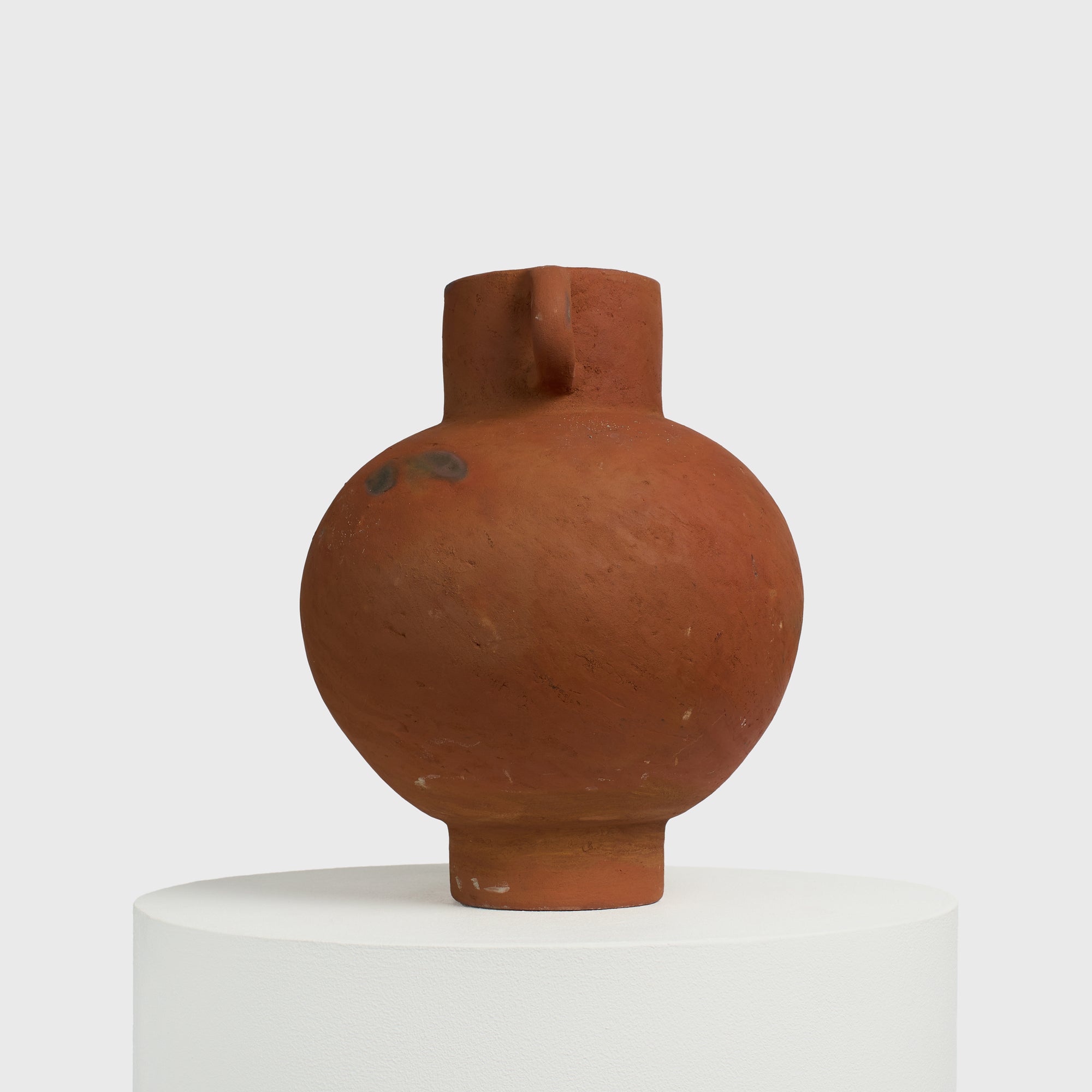 Sphaira - Rounded Clay Vessel