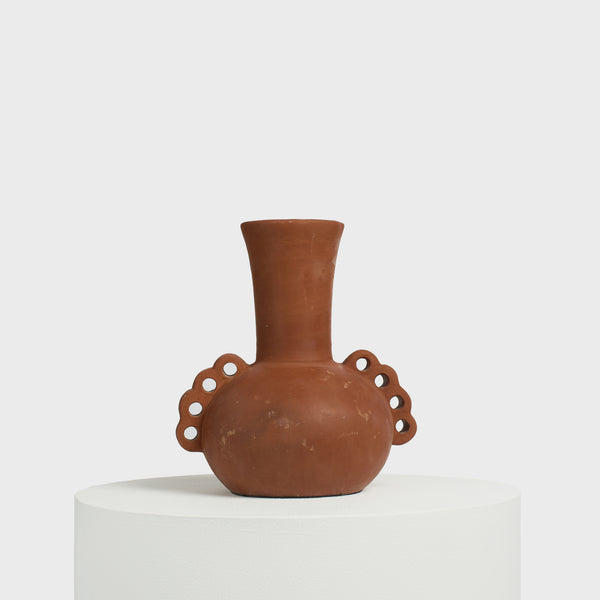 Oria - Sculptural Clay Carafe Vase