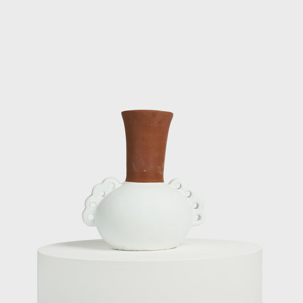 Oria - Sculptural Clay Carafe Vase