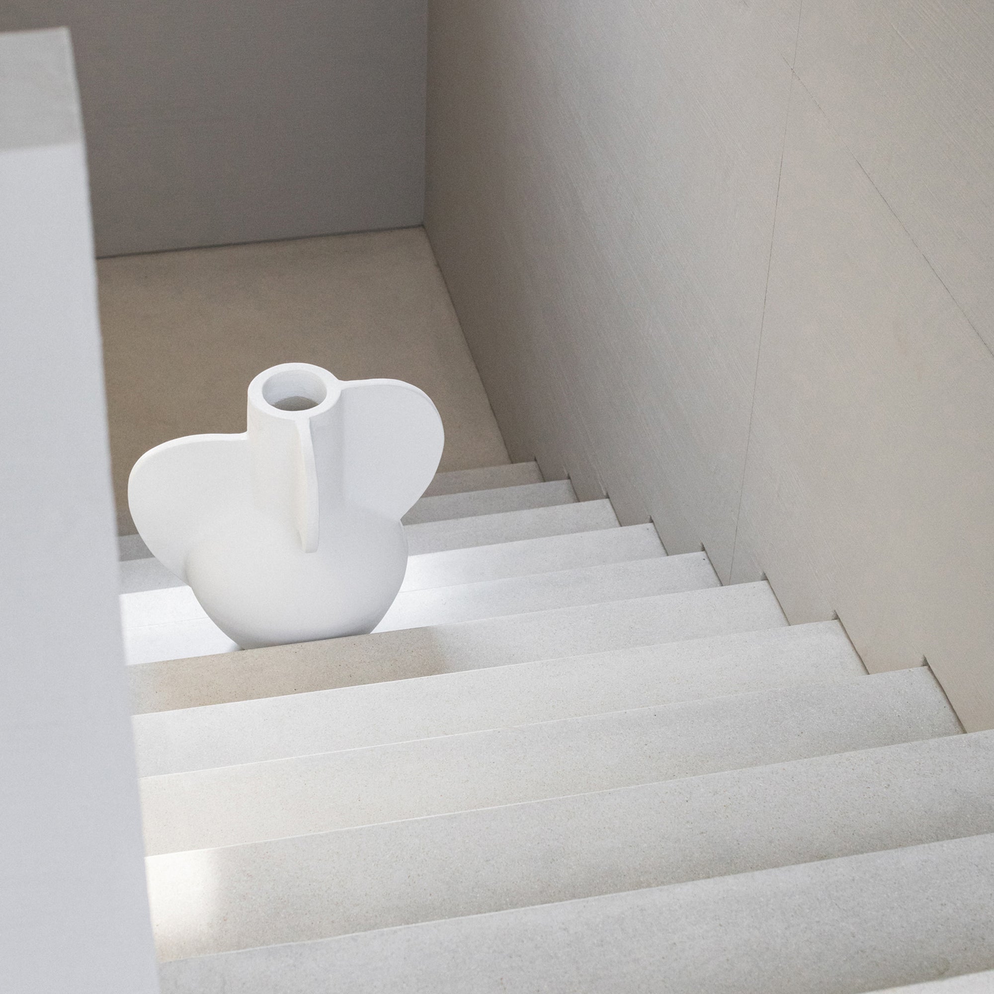 Wing Medium  – Sculptural Concrete Vessel