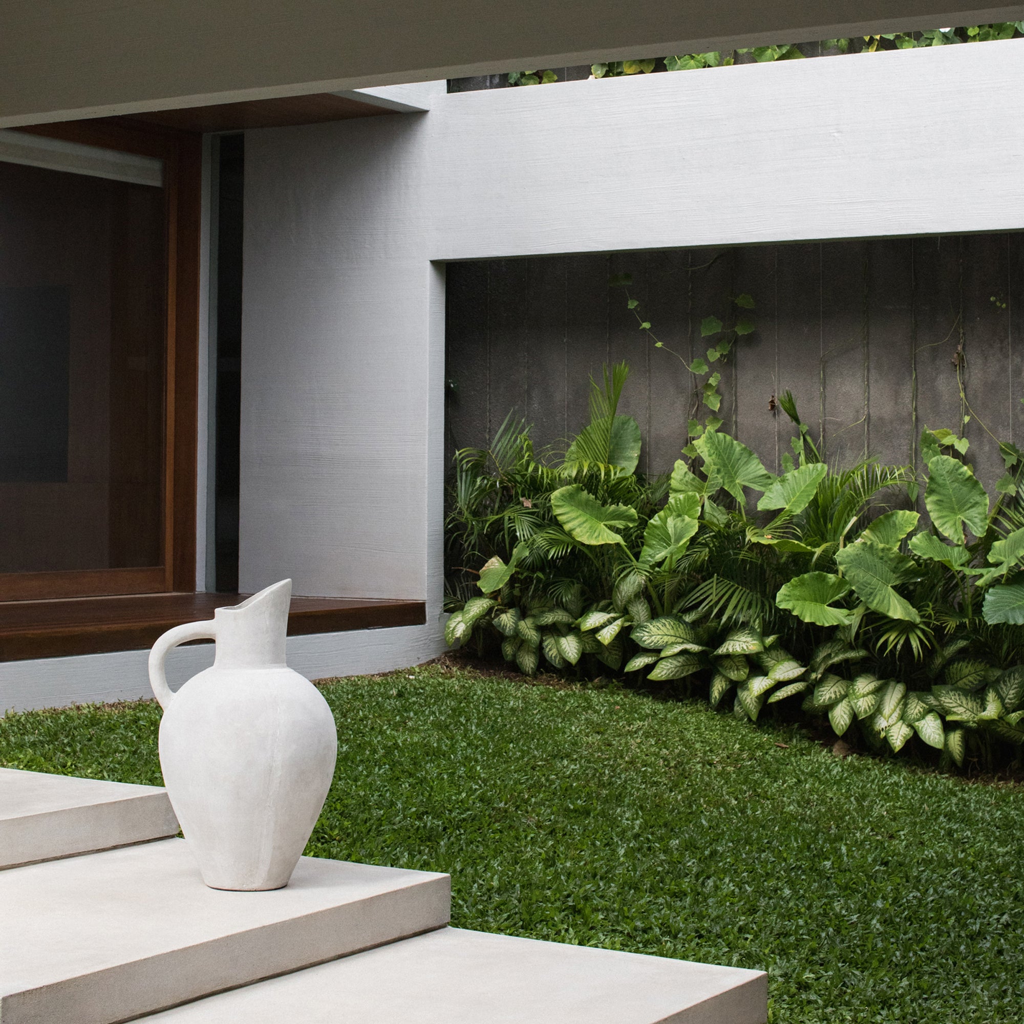 Oversized Pitcher Vase – Sculptural Cement Form