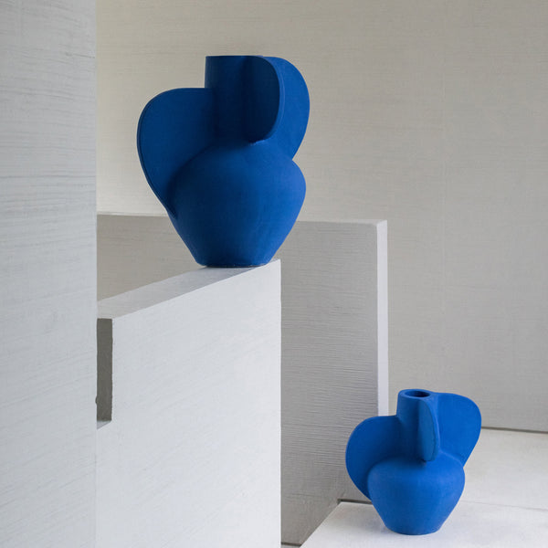 Wing Large – Sculptural Concrete Vessel